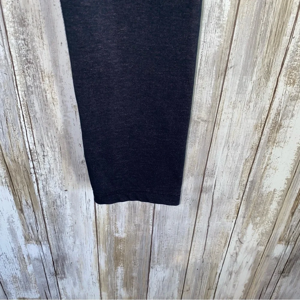 Nike Black With Purple Overtone Leggings - Picture 3 of 6